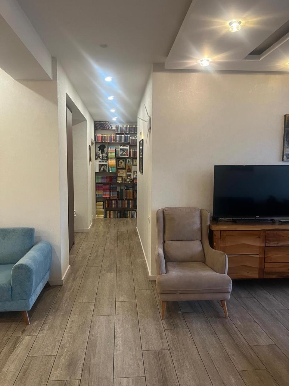 Panorama Khiliani Apartamento Tbilisi Exterior foto